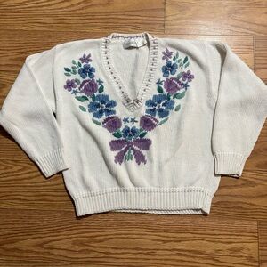 Jantzen Cream V-Neck Sweater with Purple and Blue Floral Design